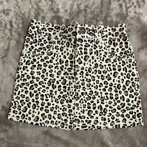 Healthtex. Skirt for girl, size 3.